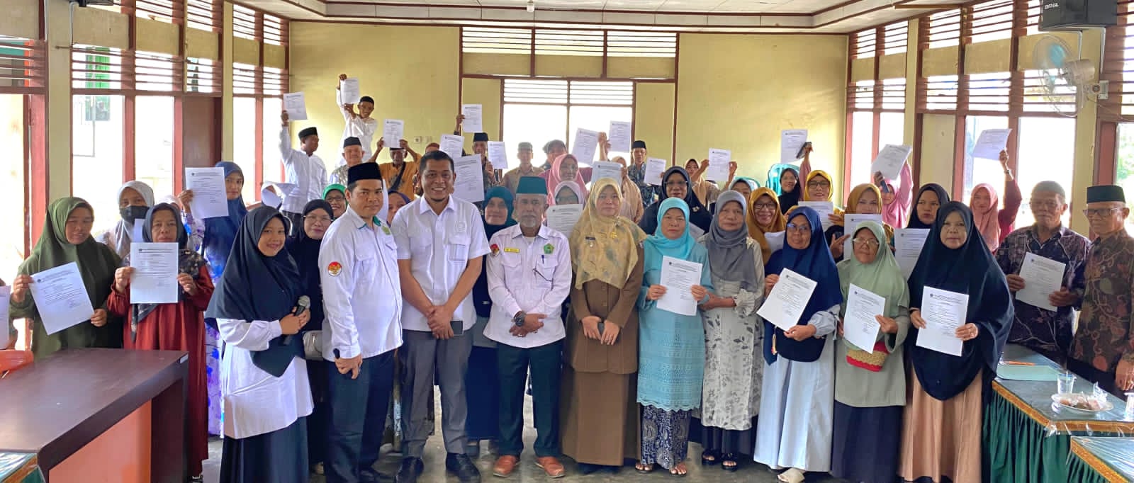 Melalui Pokir Fajar Rillah Vesky, Lembaga Keagamaan di Situjuah Limo Nagari Dapat Bantuan Rp294,7 Juta