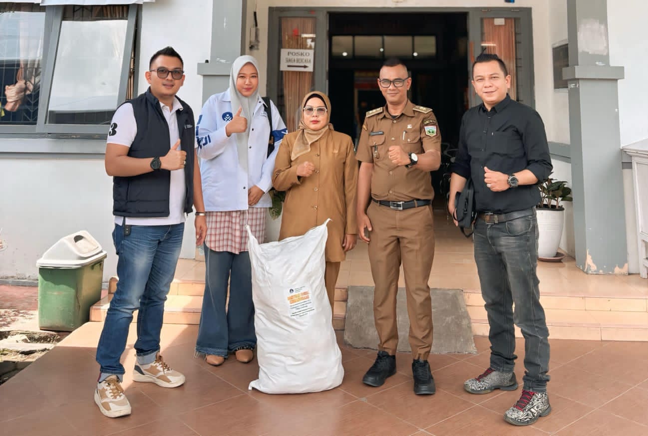 YLC PERADI Bukittinggi Salurkan Bantuan Sosial ke Beberapa Daerah Terdampak Bencana