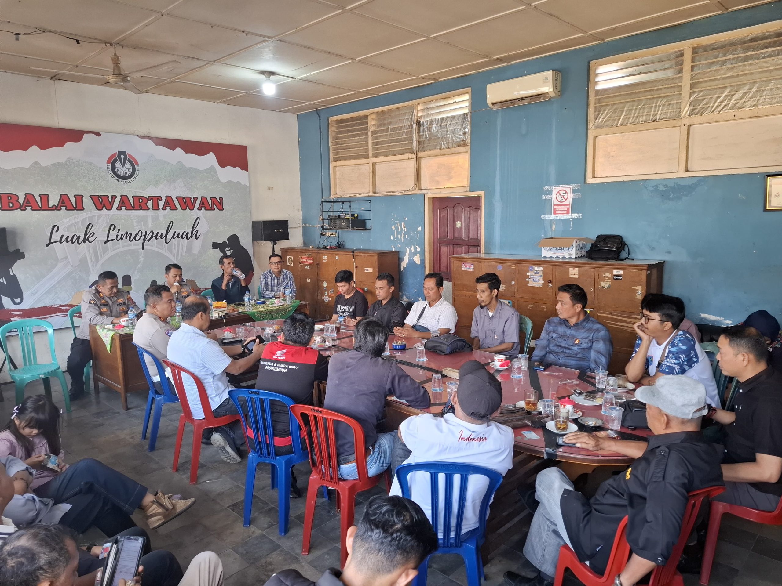 Coffee Morning Polres 50 Kota: Dari Diskusi Kamtibmas Hingga Tangkal Hoaks